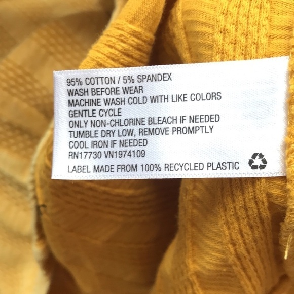 NWT Universal thread women’s yellow strap tank - Picture 3 of 7